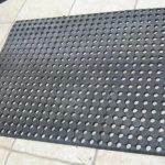Anti-slip-safety-mats-matting-shower3