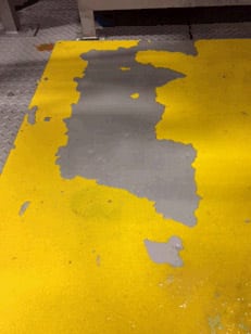 Anti slip delaminates from nosing AMCO