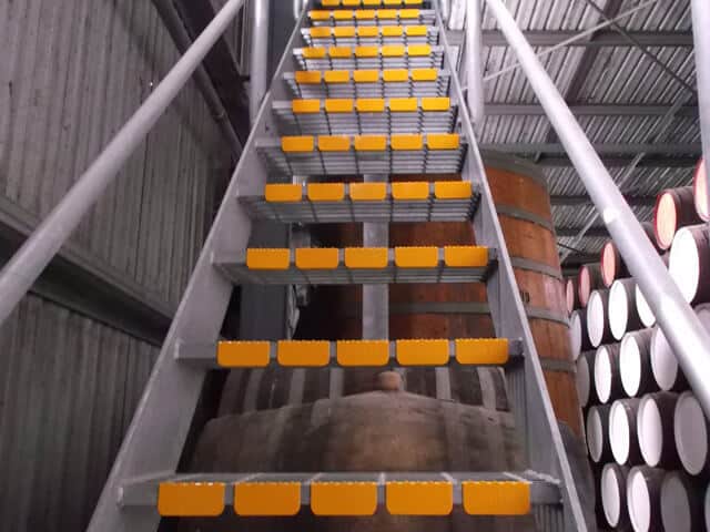 AMCO U-Tred steel step Safety treads