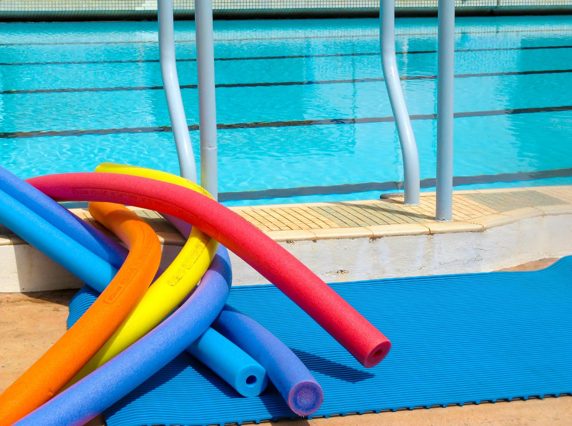 FlexiRib Pool Water Mat