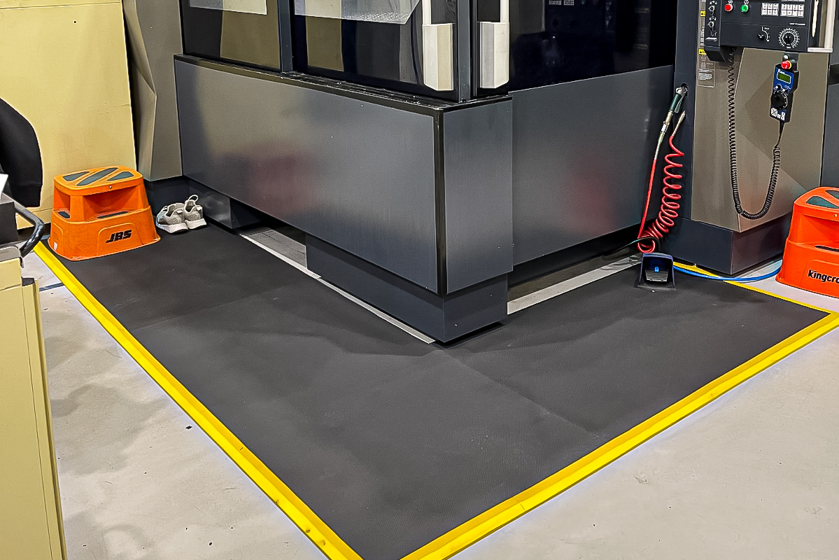 AMCO Orthomaster® Industrial Anti-Fatigue Mat