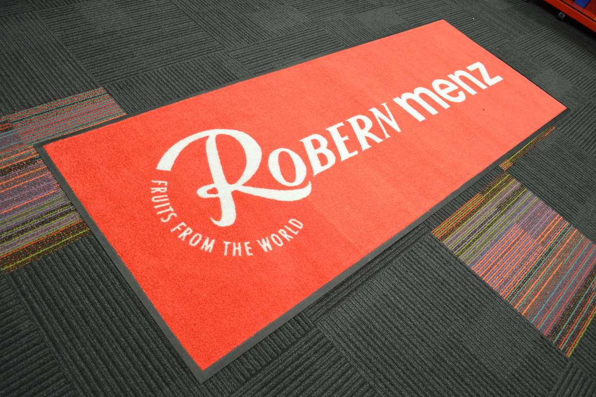 AMCO custom logo entry mat for Robern Menz