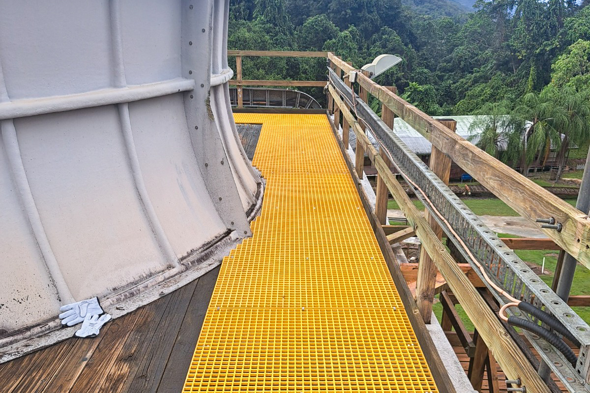 AMCO FRP Anti-slip Grating Stair Treads