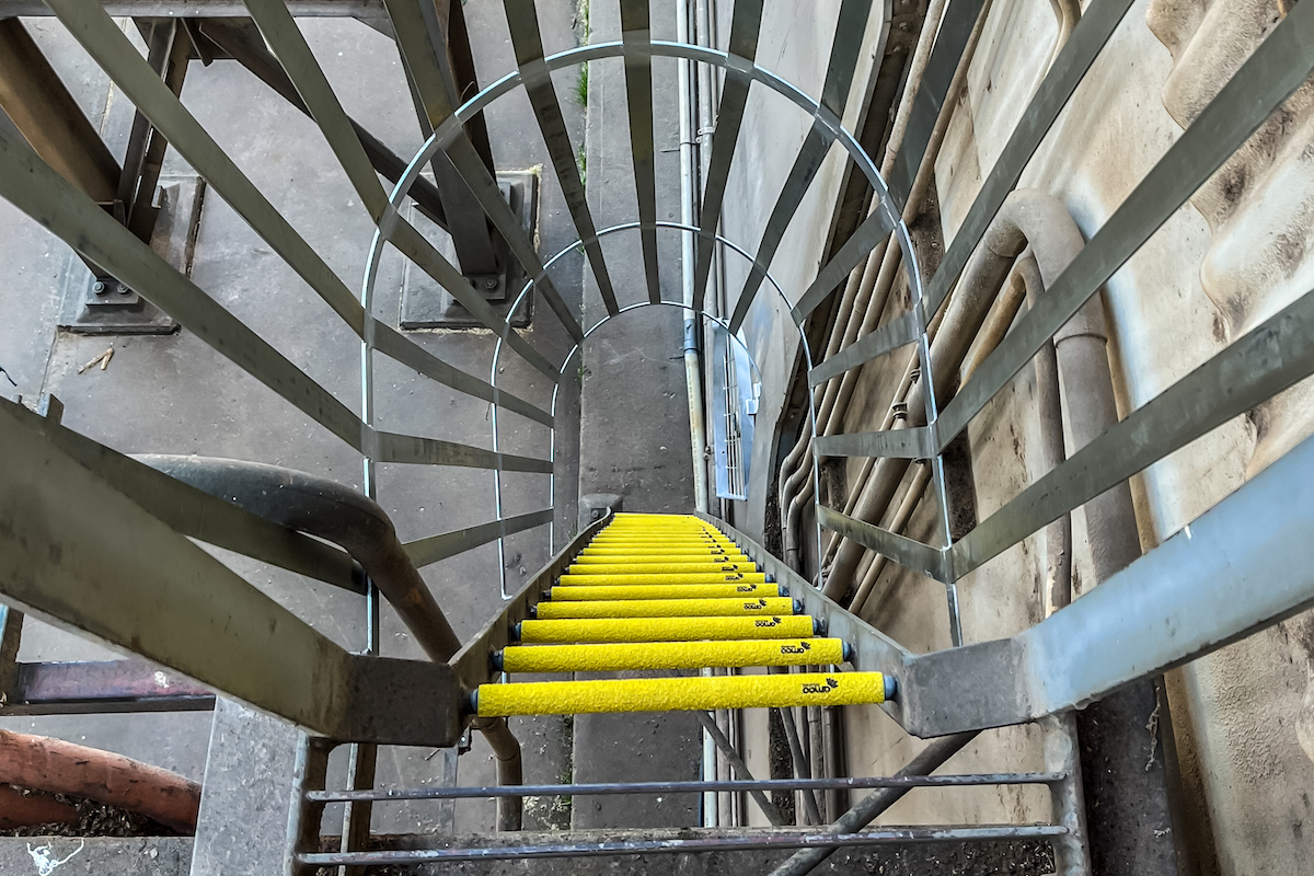 AMCO Gripmaster Anti-slip Ladder Capping