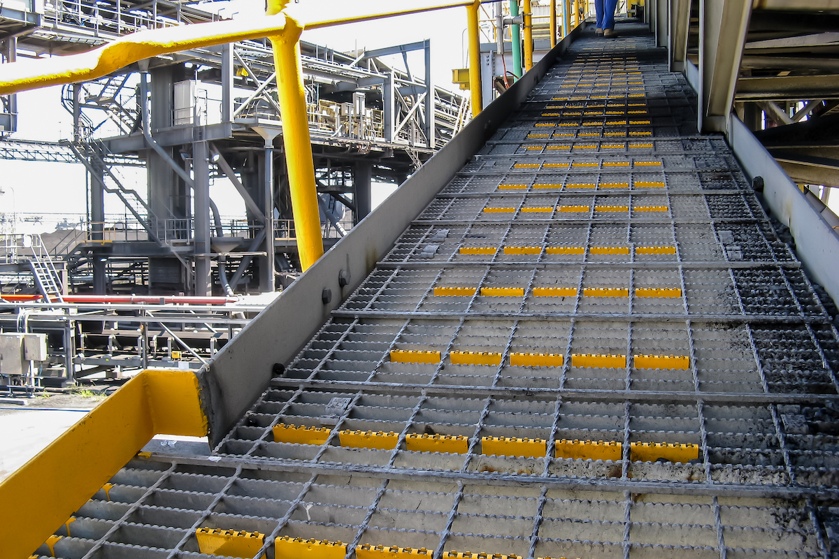 AMCO U-Tred anti-slip grate cleats