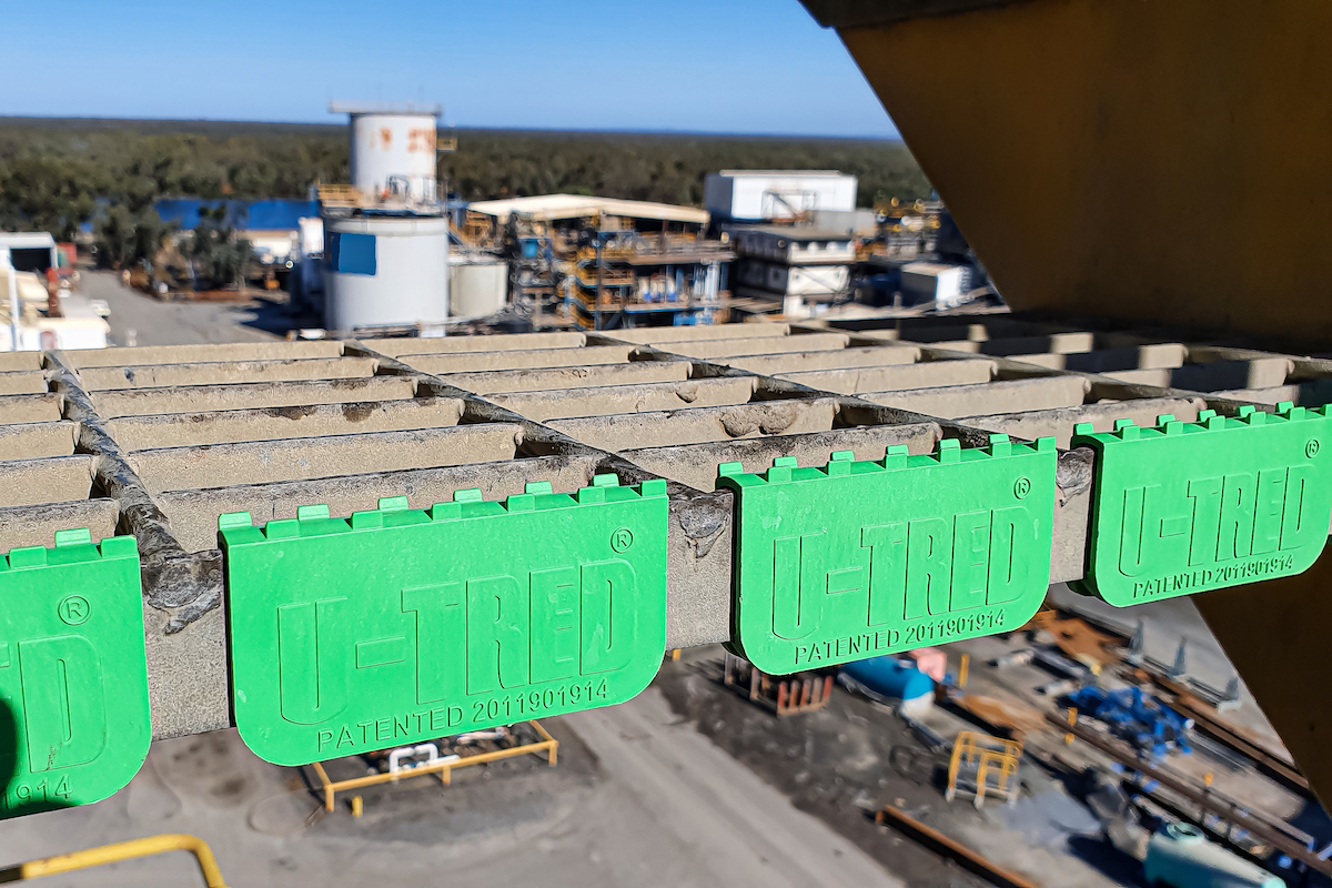 AMCO U-Tred Pro anti-slip grate cleats