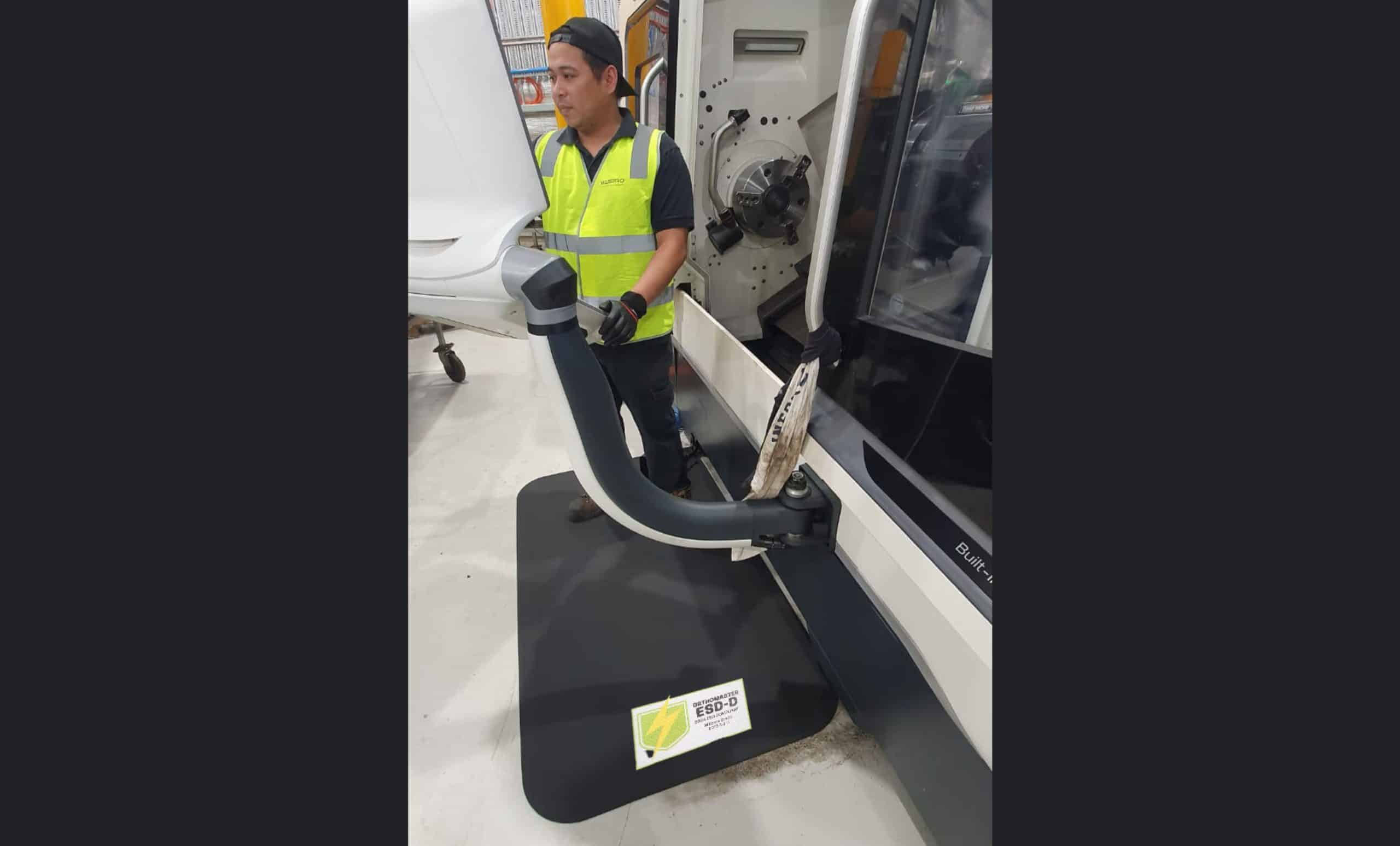 ESD MILITARY GRADE ORTHOMASTER ANTI-FATIGUE MAT