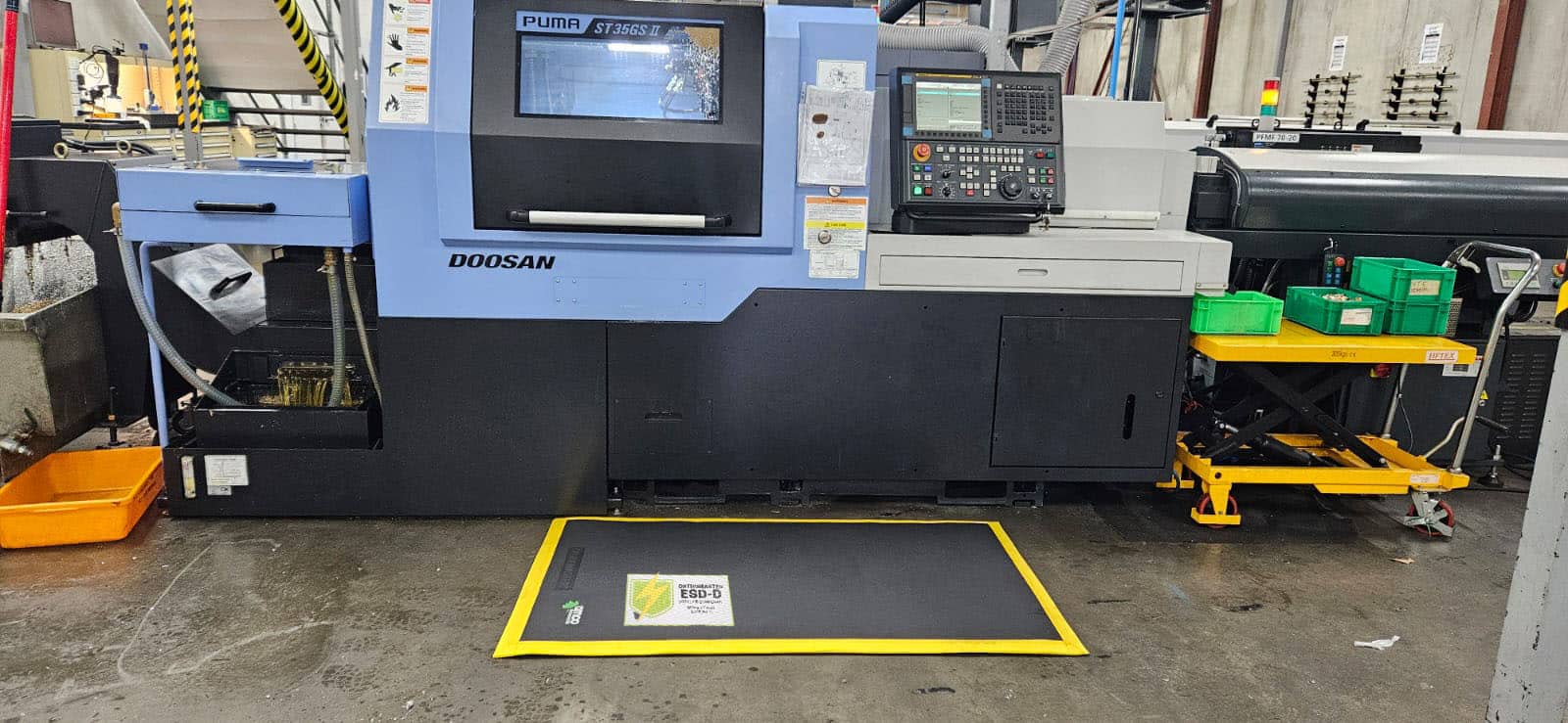 ESD ORTHOMASTER ANTI-FATIGUE MILITARY GRADE MAT AMCO LOGO PRINTING ON ORTHOPEDIC MATS Orthomaster #1