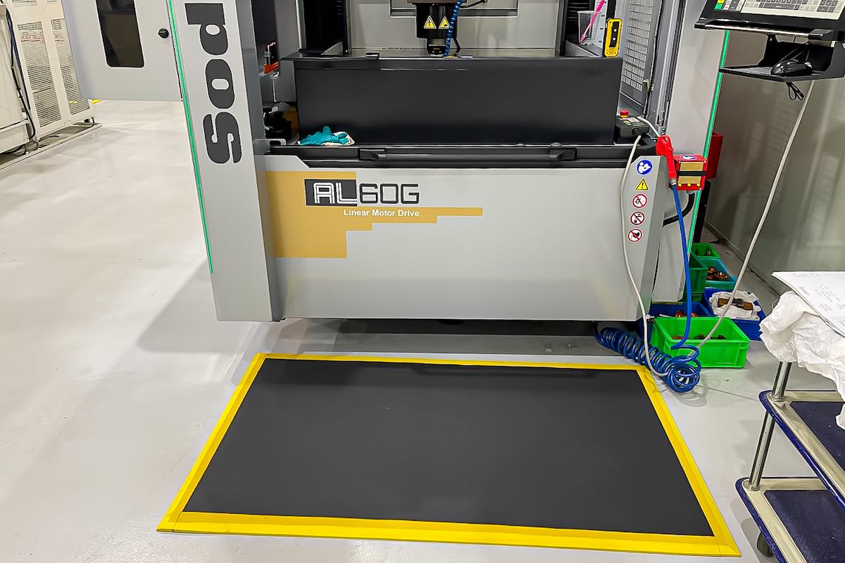 AMCO ESD Orthomaster mat in an manufacturing facility