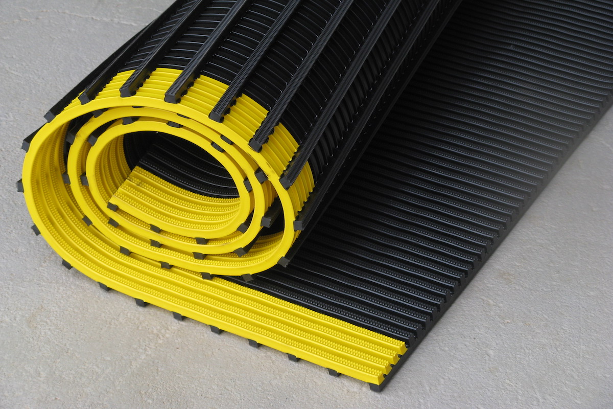 AMCO StrongGrip anti-slip mat